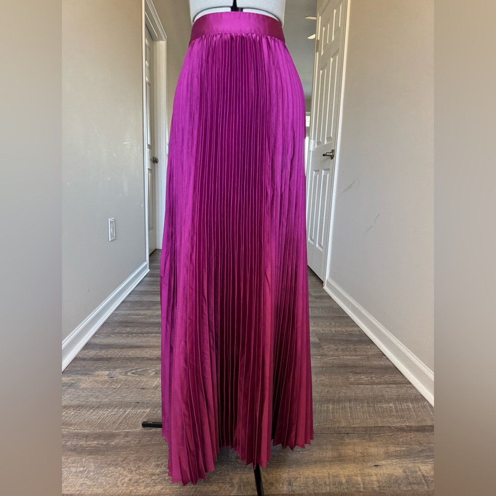 Elegant Magenta Pleated Maxi Skirt